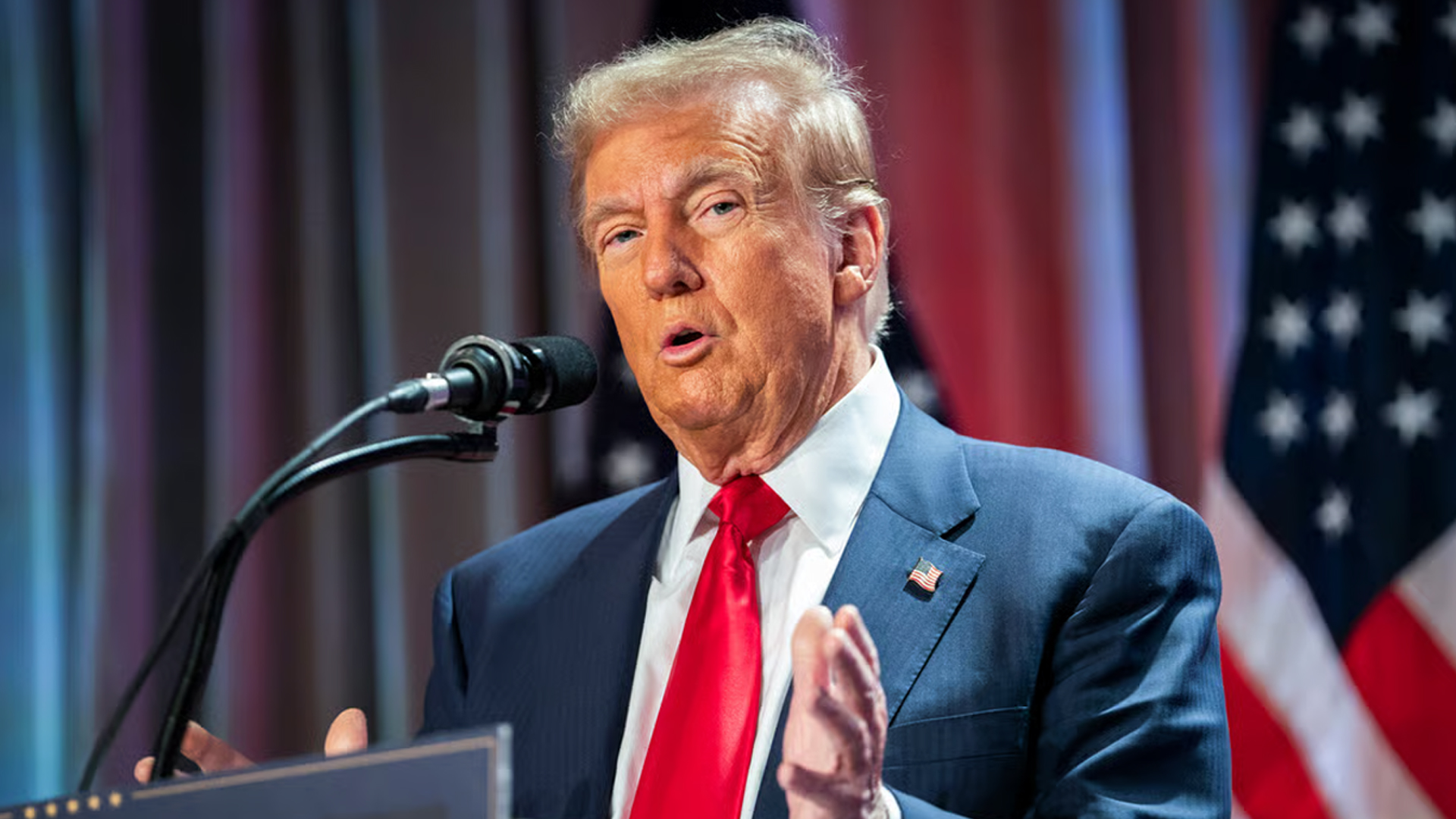 ปธน. ทรัมป์ พูดแล้วทำ ประกาศเก็บเพิ่ม ภาษี นำเข้าสินค้า 7 ชาติในสหภาพยุโรป และสหราชอาณาจักร ขึ้น 2 ขยัก รวมสูงสุดเป็น 40% จะยกเลิกเมื่อสหรัฐปิดดีลและซื้อเกาะกรีนแลนด์สำเร็จ ทูต 27 ชาติยุโรปประชุมฉุกเฉินวันนี้