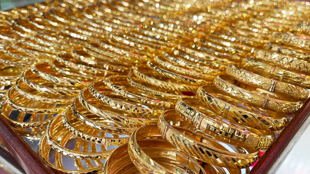 ทองคำไทย วันนี้ปิดจบวันพุ่งทะยาน +1,350 บาท หนุนทองแท่งขาย 77,700 รูปพรรณ 78,500 บาท ปิดพุ่งทำสถิติสูงสุดครั้งใหม่ในประวัติศาสตร์