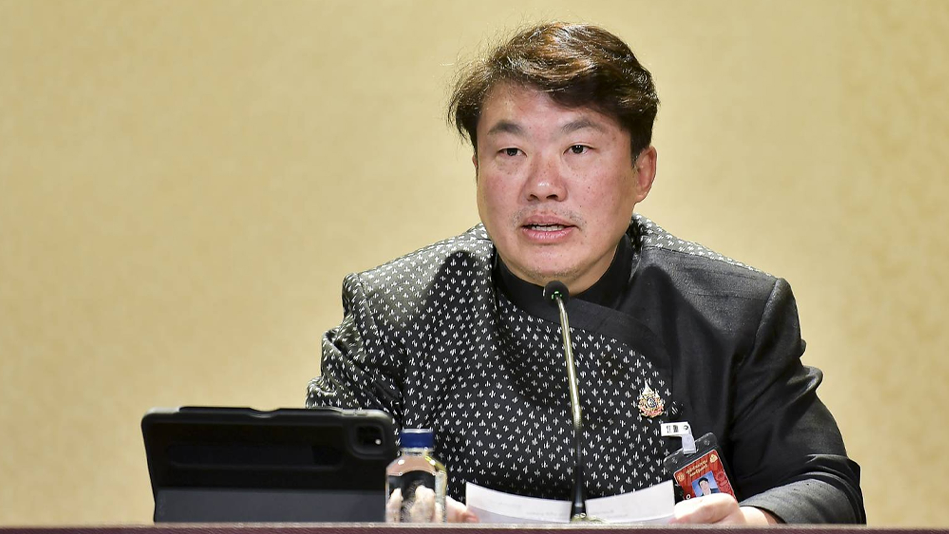 นายกรัฐมนตรี จี้คมนาคมพิจารณา เลิกสัญญา ‘อิตาเลียนไทย’ ปมโศกนาฏกรรมซ้ำซากในพื้นที่ก่อสร้าง สั่งเร่งสอบสวนหาผู้รับผิดชอบ ขึ้นบัญชีดำผู้รับเหมา