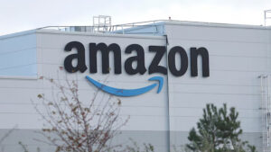 ยักษ์อีคอมเมิร์ซระดับโลก อเมซอน ปลดพนักงาน รอบที่ 2 ออกกว่าหลายพันคน เป็นการปลดพนักงานครั้งใหญ่และเป็นครั้งแรกของปี 2026 ตามแผนปลดพนักงานครั้งใหญ่ในรอบกว่า 30 ปี ตกงานรวม 14,000 คน