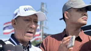 รฟท. ชี้ เครนสร้างรถไฟ ความเร็วสูงไทย-จีนหล่นทับขบวนรถไฟที่ 21 ดีเซลรางพิเศษกรุงเทพ-อุบลฯ พนักงานรฟท.และผู้โดยสารรวม 195 ราย ผู้เสียชีวิตมีตู้ 2 และตู้ 3 ข้อมูลเบื้องต้นพบจุดเกิดเหตุเป็นช่วงก่อสร้างของอิตาเลียนไทย ดีเวล๊อปเมนต์