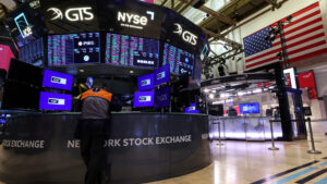 ตลาดหุ้น สหรัฐ ปิดร่วงส่งท้ายมกราคม ดัชนีหุ้นดาวโจนส์ลงเกือบ 180 จุด ดอลลาร์พลิกแข็งค่าในรอบ 8 เดือน สุดปั่นป่วนในตลาดทองคำและโลหะเงิน